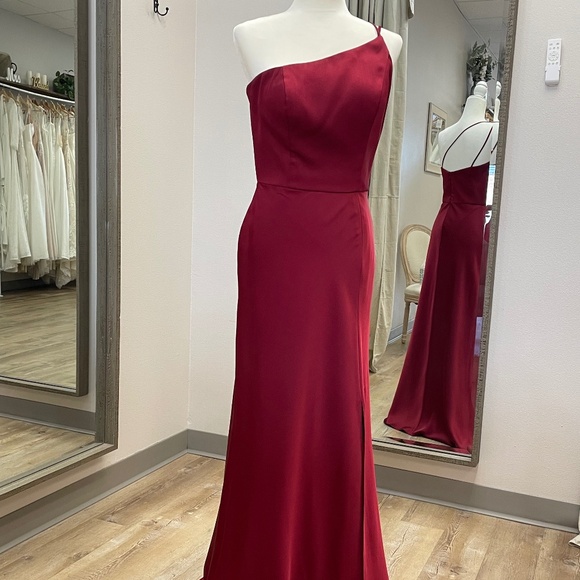 Jasmine Bridesmaid/Formal Gown - Picture 4 of 4